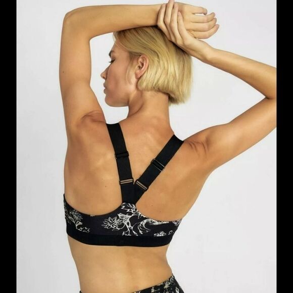 Free People MOVEMENT Freestyle Sport Bra Printed-XS-$58 MSRP BLACK FLORAL PRINT - Picture 3 of 9